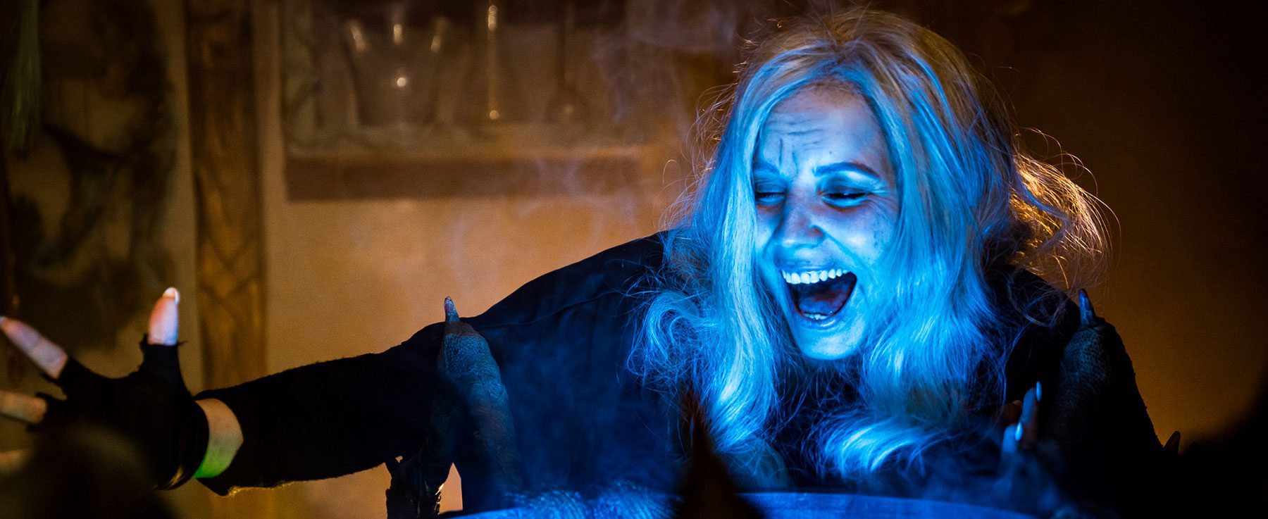 2025. májusban a hónap pályája: A boszorkány